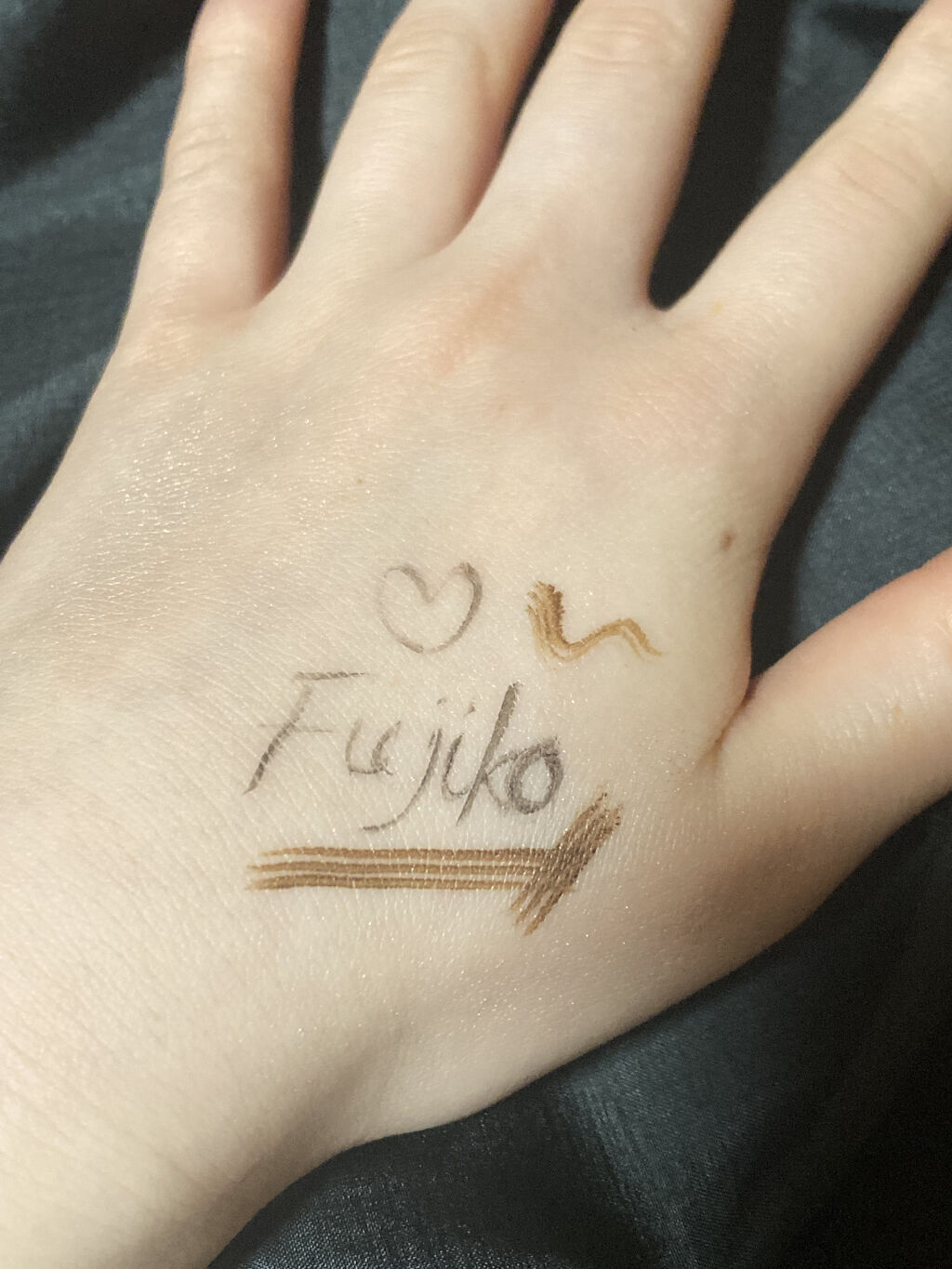 仕込みアイライナー  05 共存グレー/Fujiko/リキッドアイライナーを使ったクチコミ（2枚目）