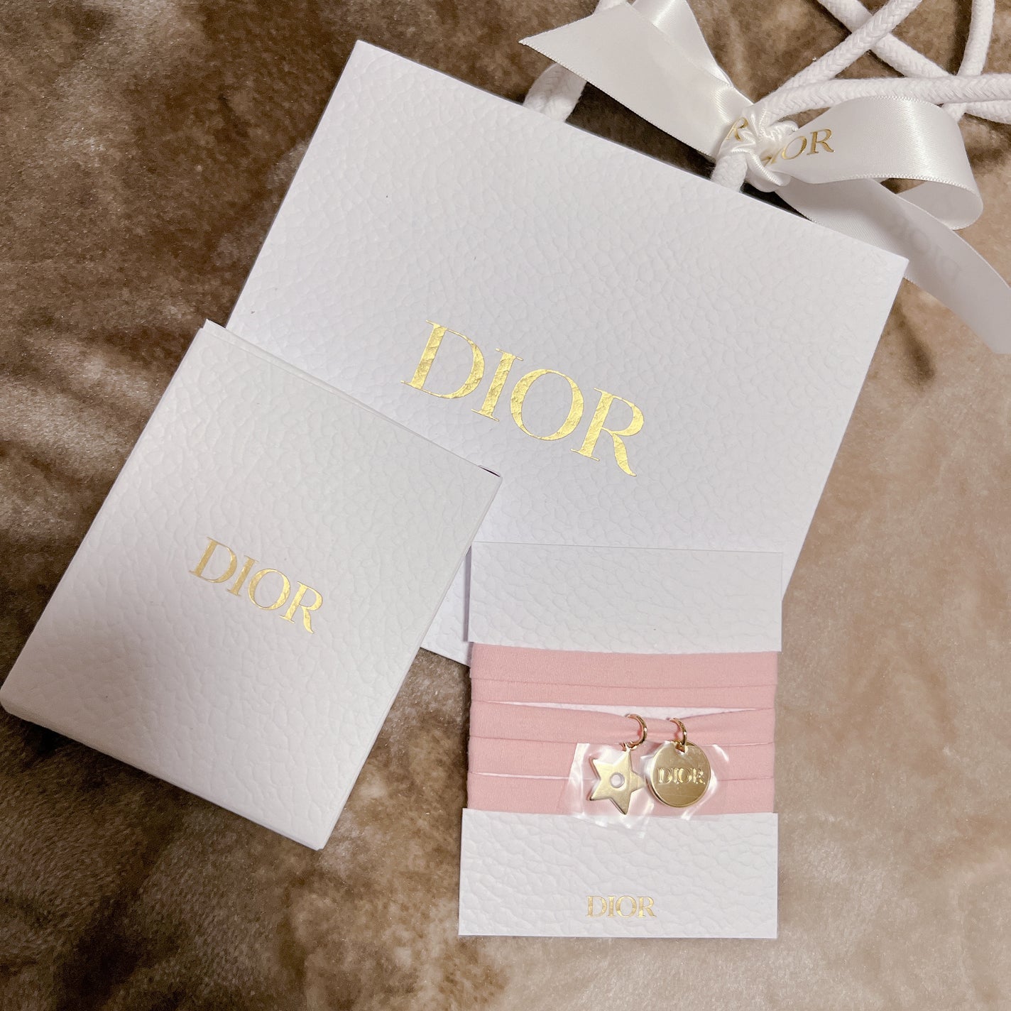 riii-.-noo on LIPS ãðâšDiorsilveräŒå¡ã¹ãã€ã¿ã¹ãã¬ãŒã³ãðâšãã£ãªãŒã«..ãïŒ1æç®ïŒ