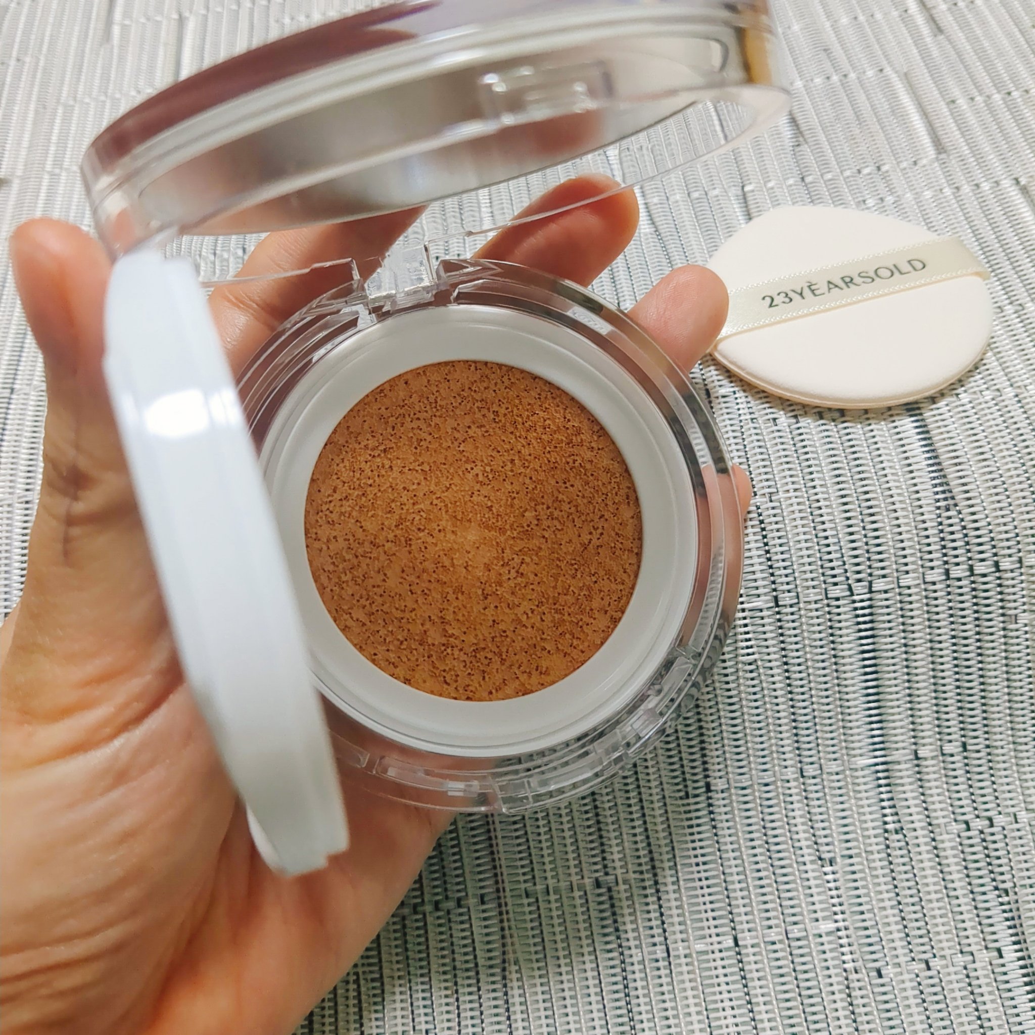 ハートリーフシーンカバークッション/23years old/クッションファンデーションを使ったクチコミ（2枚目）