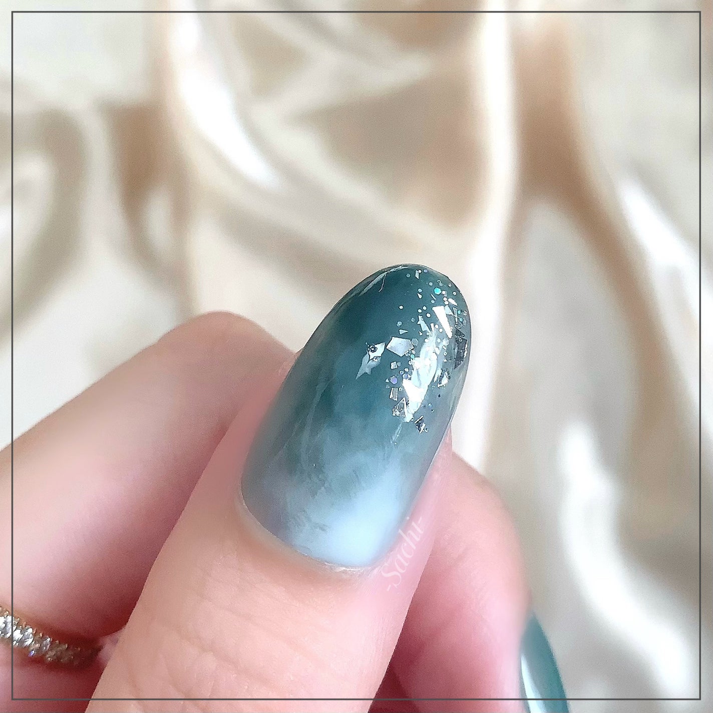 カラフルネイルズ/キャンメイク/マニキュアを使ったクチコミ(3枚目)