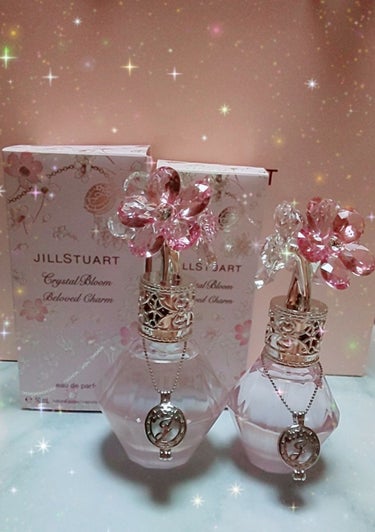 ♡♡JILLSTUART クリスタルブルーム ビーラブド チャーム♡♡
～9月6日限定発売～

50ml 7500円(税抜)   30ml 5500円(税抜)

あたたかな愛情に包まれたような甘くやさし