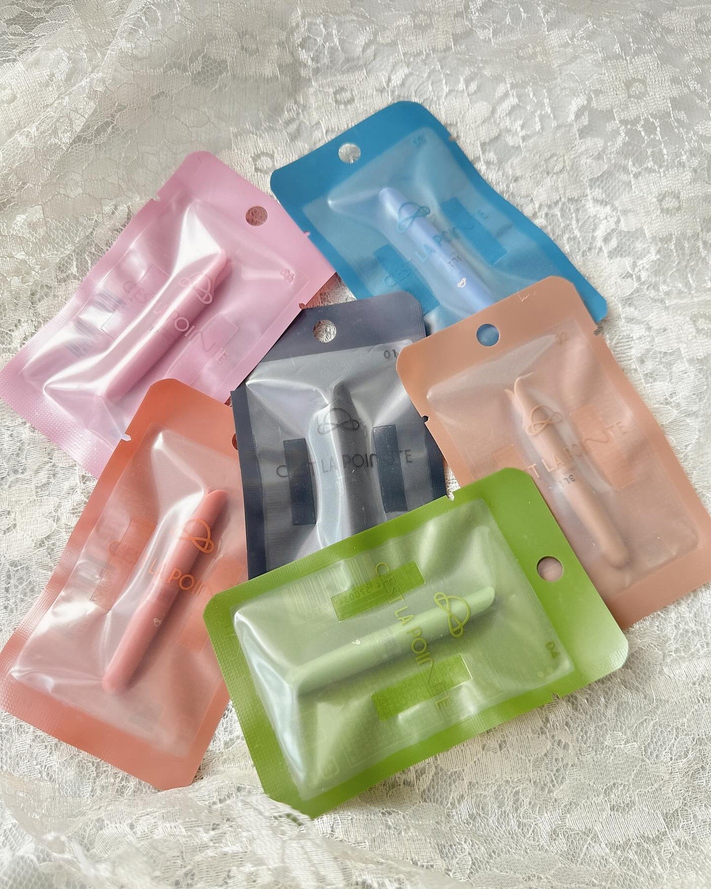 カラーシェイクライナー/C’est la pointe/リキッドアイライナーを使ったクチコミ(1枚目)