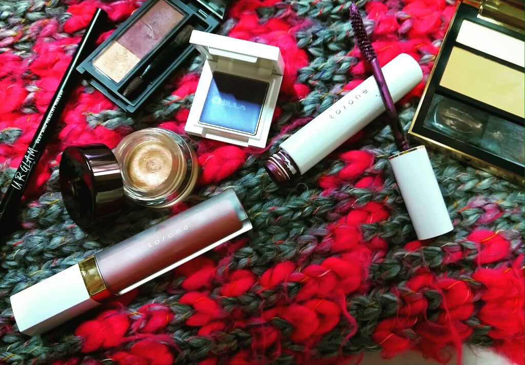 トーン ペタル エッセンス グロス/to/one/リップグロスを使ったクチコミ（1枚目）