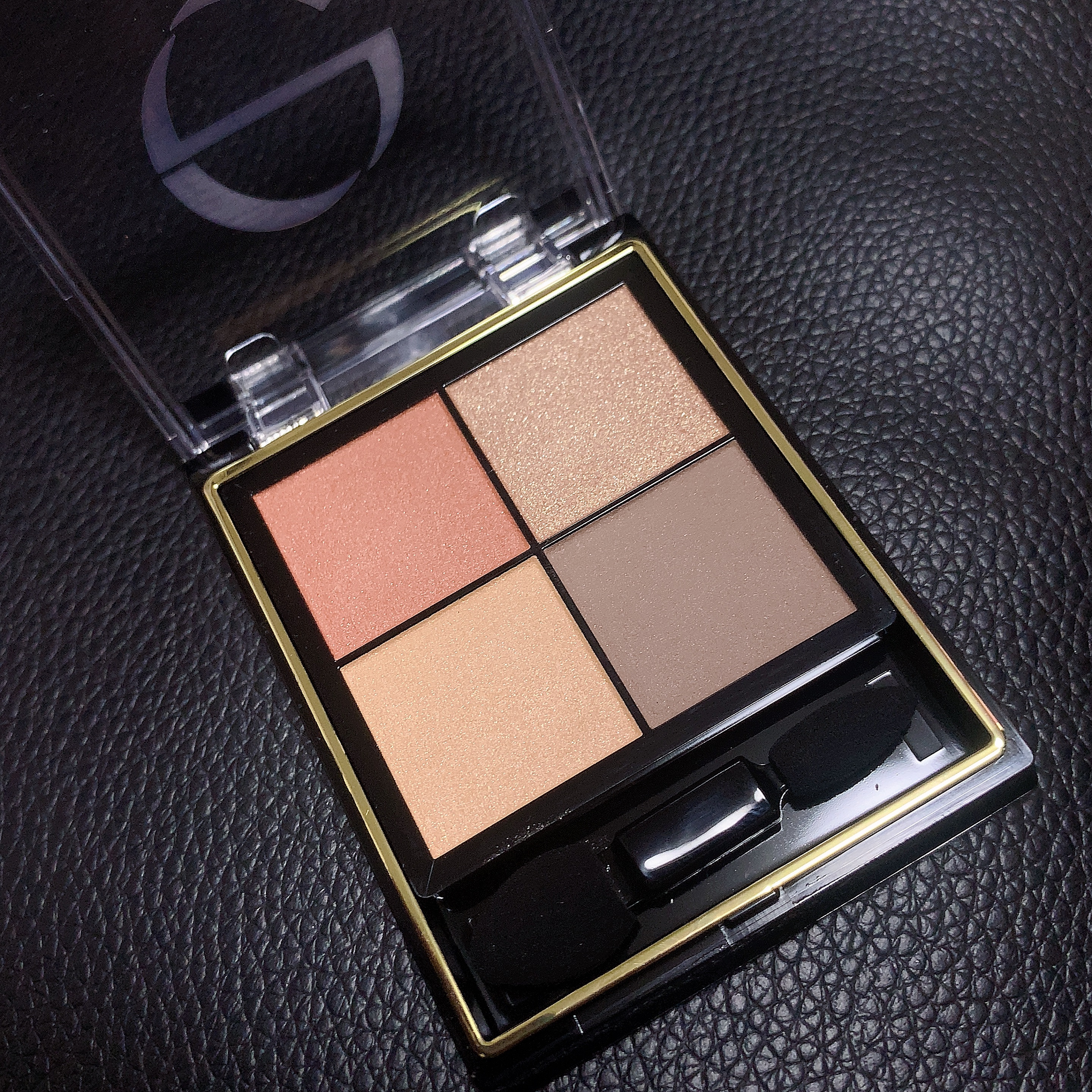 リアルクローズシャドウ/excel/アイシャドウパレットを使ったクチコミ（2枚目）