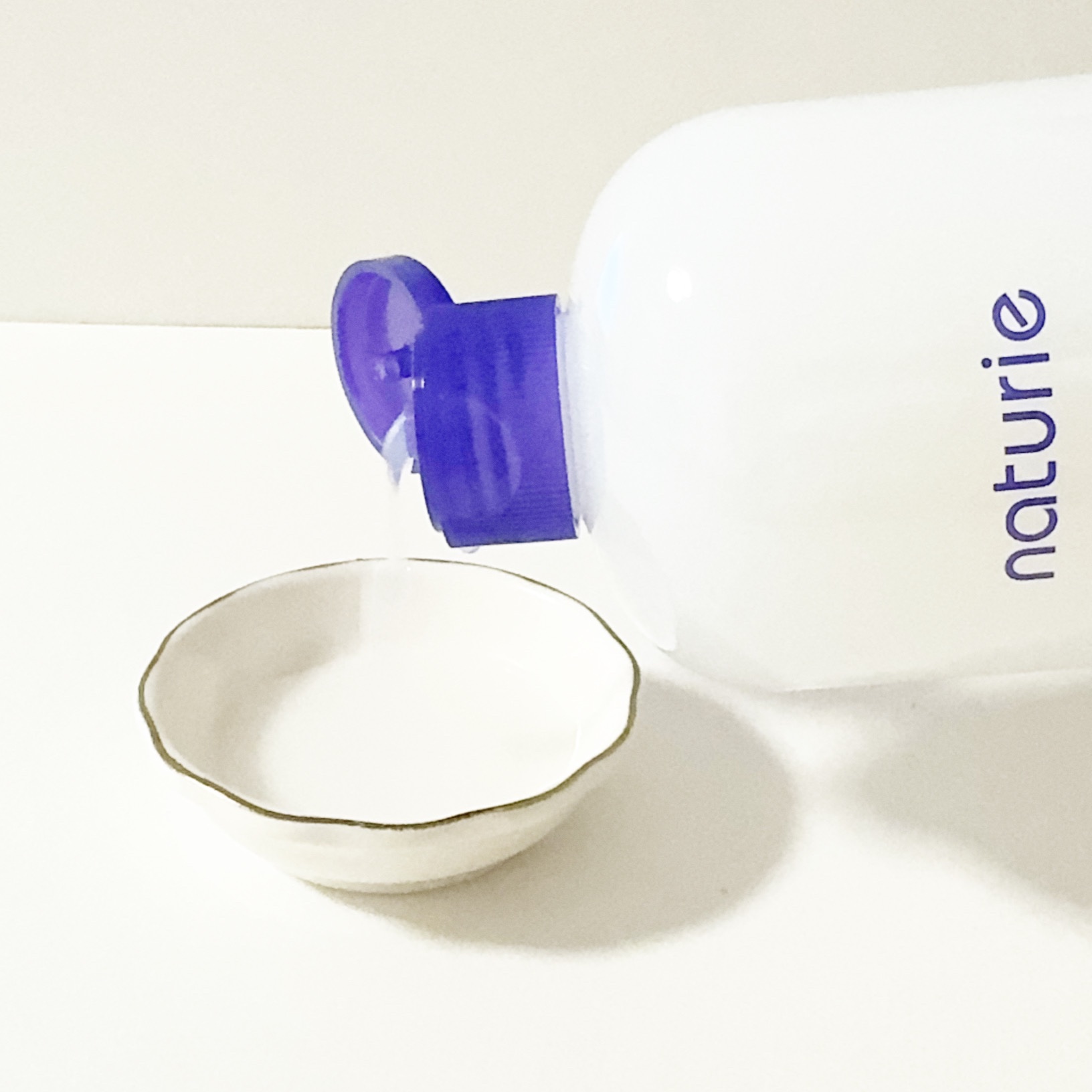 ハトムギ保湿ジェル(ナチュリエ スキンコンディショニングジェル)/ナチュリエ/美容液を使ったクチコミ（3枚目）