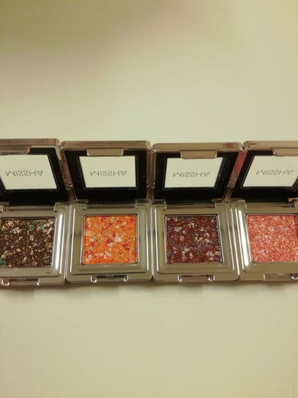 グリッタープリズム シャドウ GBR04 ショコラプリズム/MISSHA/グリッターを使ったクチコミ(2枚目)