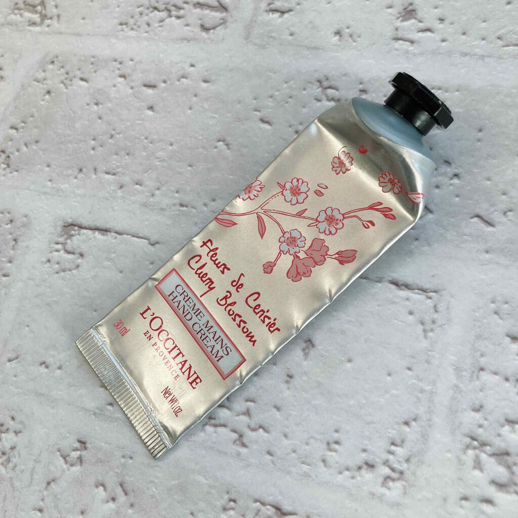 さのクチコミ「
使い切りハンドケア

ロクシタン/チェリーブロッサム 
ソフトハンドクリーム
バスソープ

.....」（2枚目）