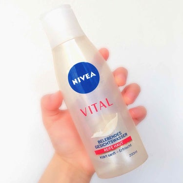 NIVEA VITAL BELEBENDES GESICHTSWASSER/NIVEA(海外)/化粧水を使ったクチコミ（1枚目）