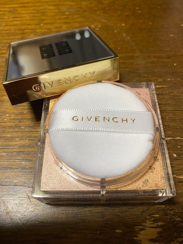 プリズム・リーブル・ハイライター/GIVENCHY/ハイライトを使ったクチコミ（2枚目）