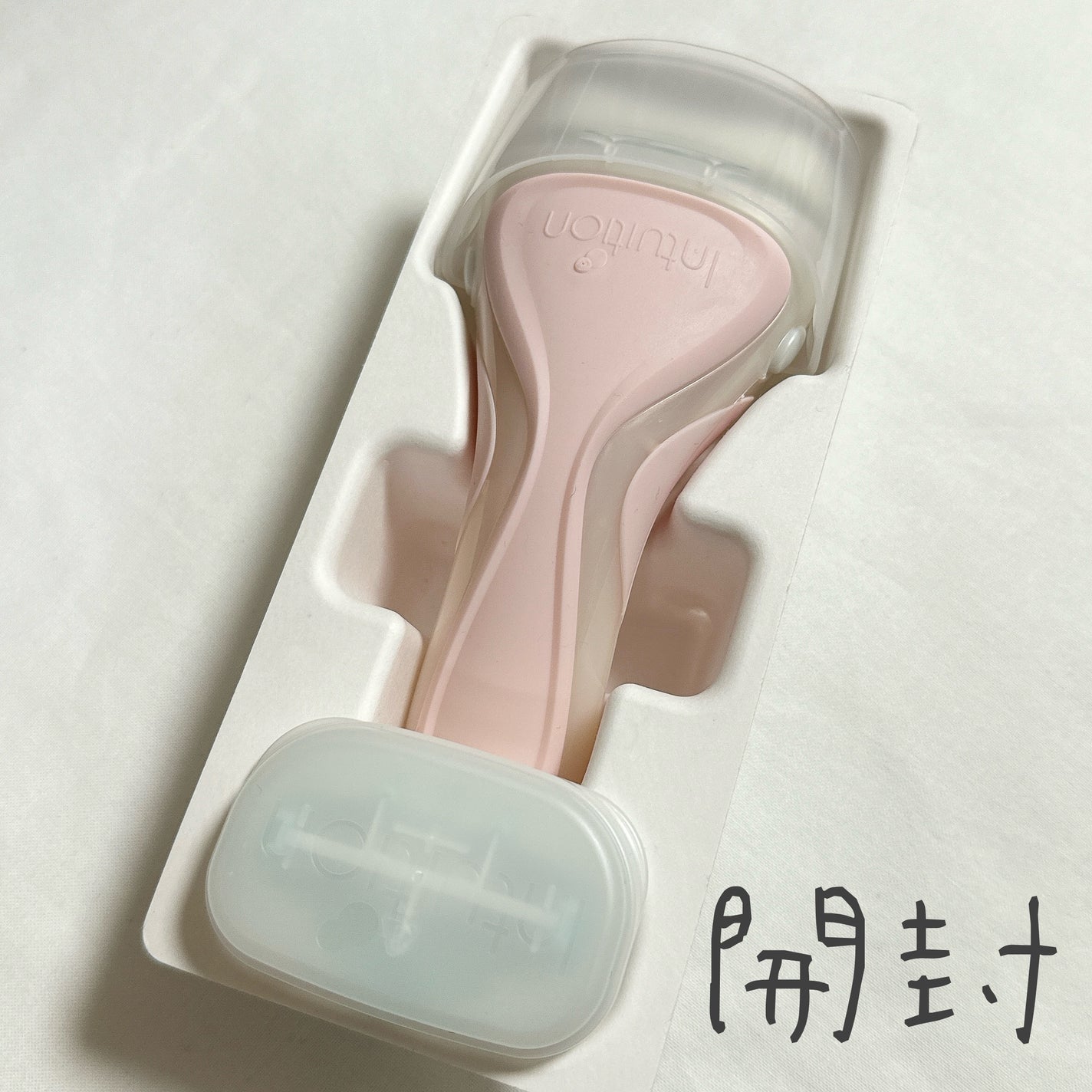 イントゥイション しっとり肌 ホルダー (刃付き+替刃1コ)/イントゥイション/シェーバーを使ったクチコミ(5枚目)