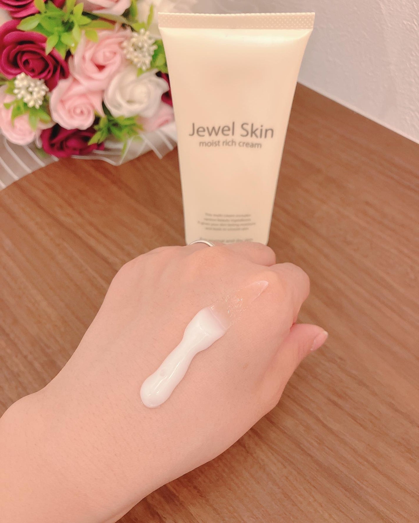 薬用モイストリッチクリーム/ジュエルスキン/オールインワン化粧品を使ったクチコミ(2枚目)