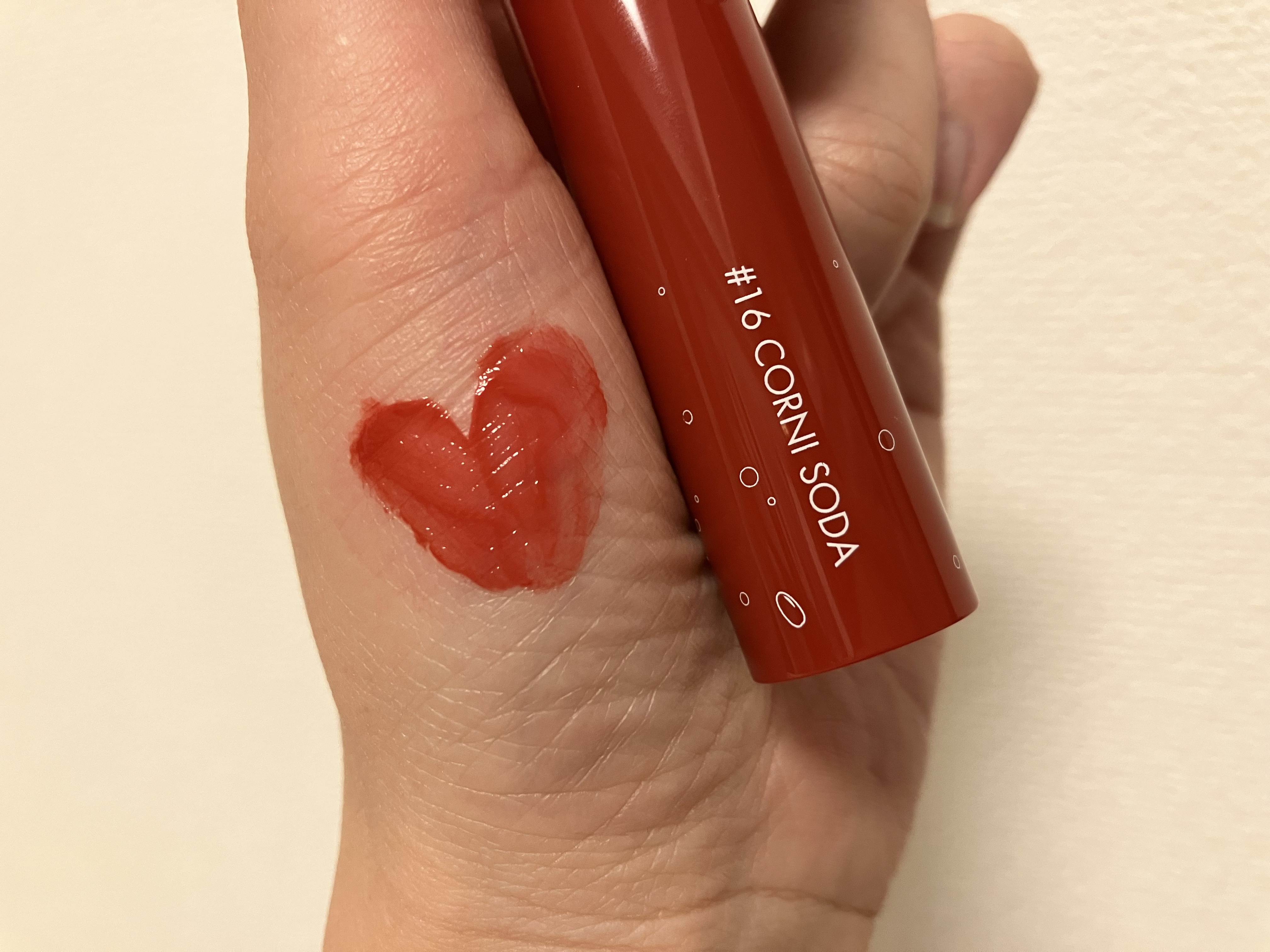 ジューシーラスティングティント/rom&nd/リップティントを使ったクチコミ（1枚目）