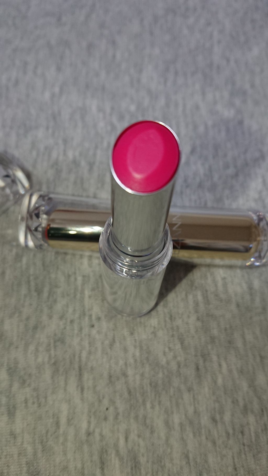 ラスティンググロスリップ/CEZANNE/口紅を使ったクチコミ(2枚目)