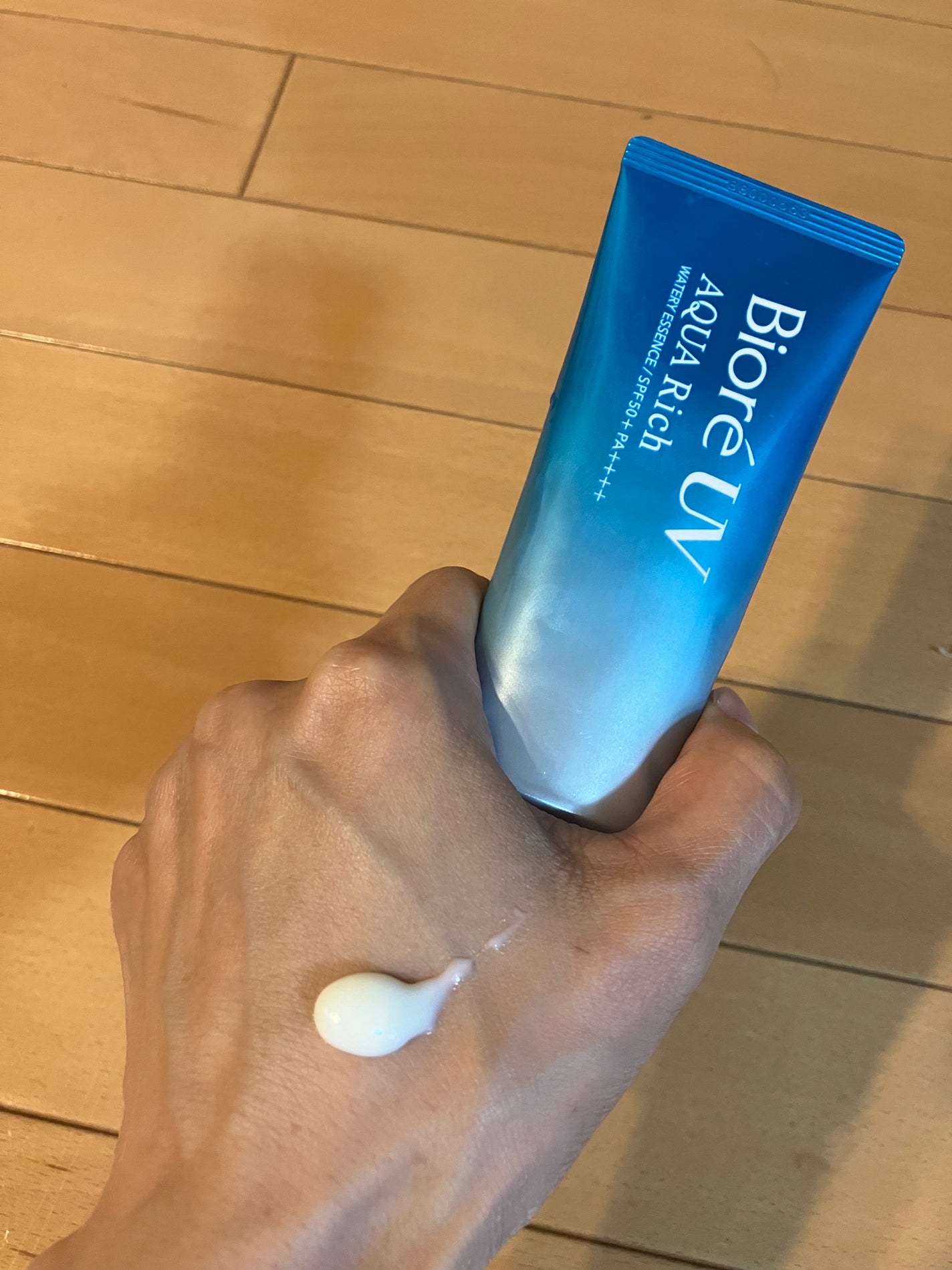 ビオレUV アクアリッチ ウォータリーエッセンス/ビオレ/日焼け止めローションを使ったクチコミ(2枚目)