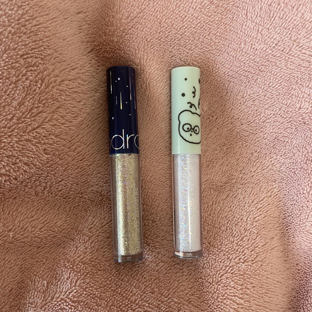 シュガー トゥインクル リキッド グリッター 04 BUBBLE SPARKLING(TETEUM)/PERIPERA/グリッターを使ったクチコミ（1枚目）