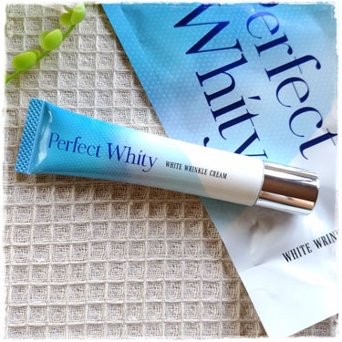 Perfect Whity　WHITE WRINKLE CREAM/R&/フェイスクリームを使ったクチコミ（3枚目）