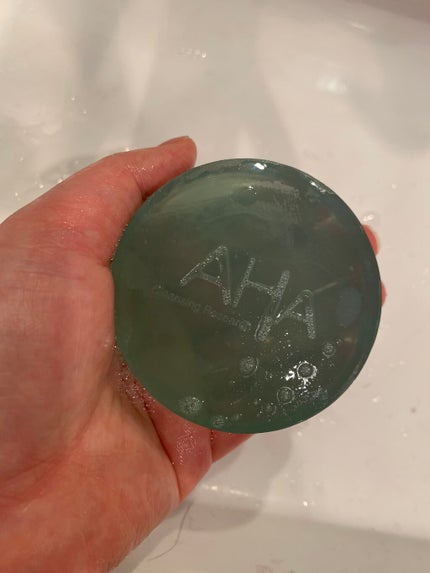 S on LIPS 「クレンジングリサーチ ソープ ピール&クリアもっちり泡で、メイ..」(4枚目)