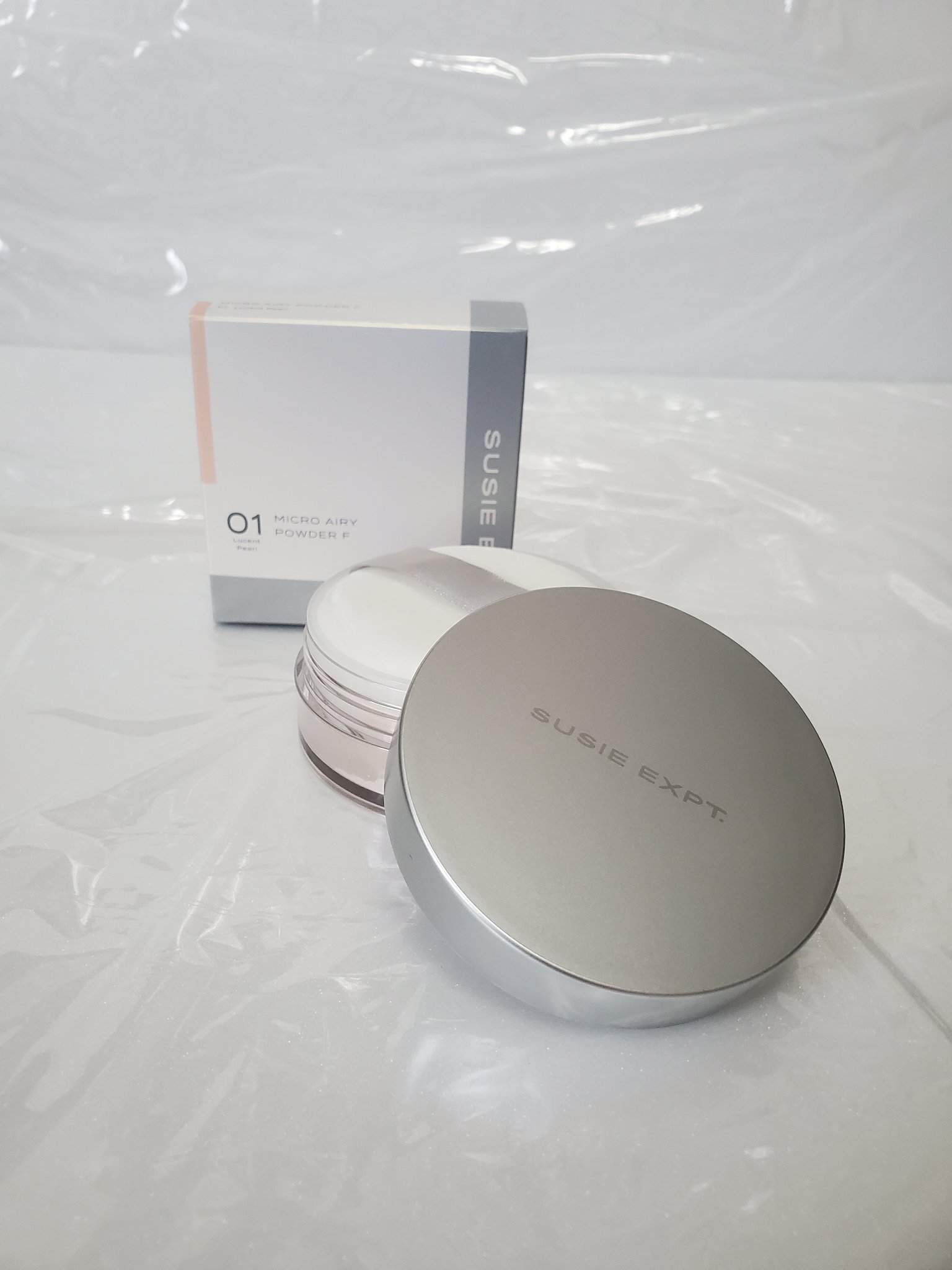 スージー エキスパート マイクロエアリーパウダーＦ/SUSIE N.Y./ルースパウダーを使ったクチコミ（1枚目）
