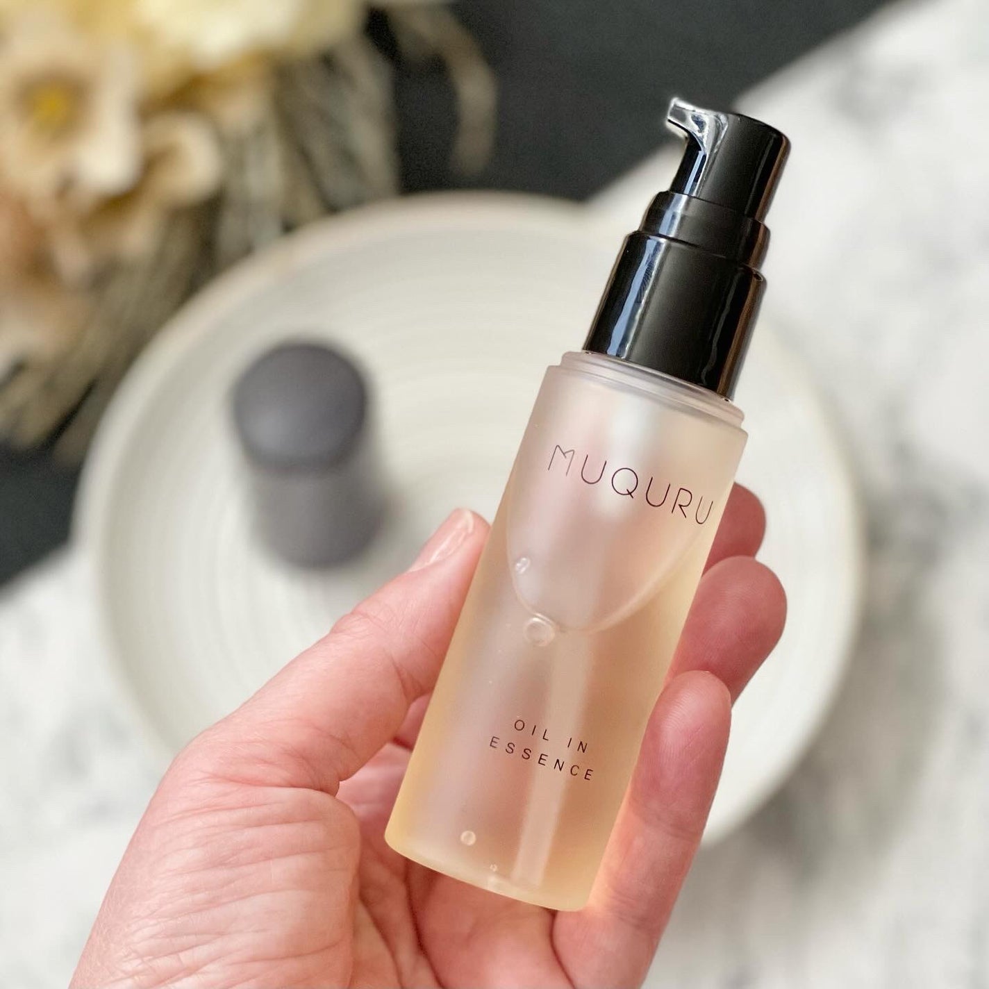 オイルインエッセンス/MUQURU/ブースター・導入液を使ったクチコミ(4枚目)