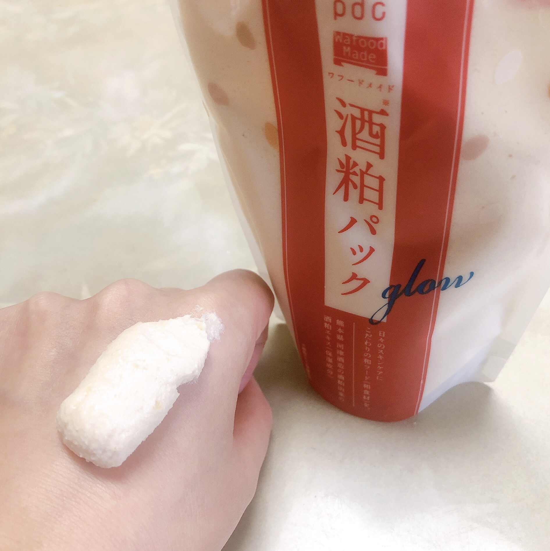 pdc ワフードメイド 酒粕パック グローのクチコミ「酒粕パックってどんな香りか心配でしたが、フルーティーないい香りで使いやすい！パックの使い方は、.....」（2枚目）