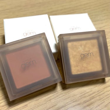 la peau de gem.
single eye color
se-05　オレンジベージュ
se-06　イエロー





Instagramでよく出てきてたので気になって購入してみました☆



