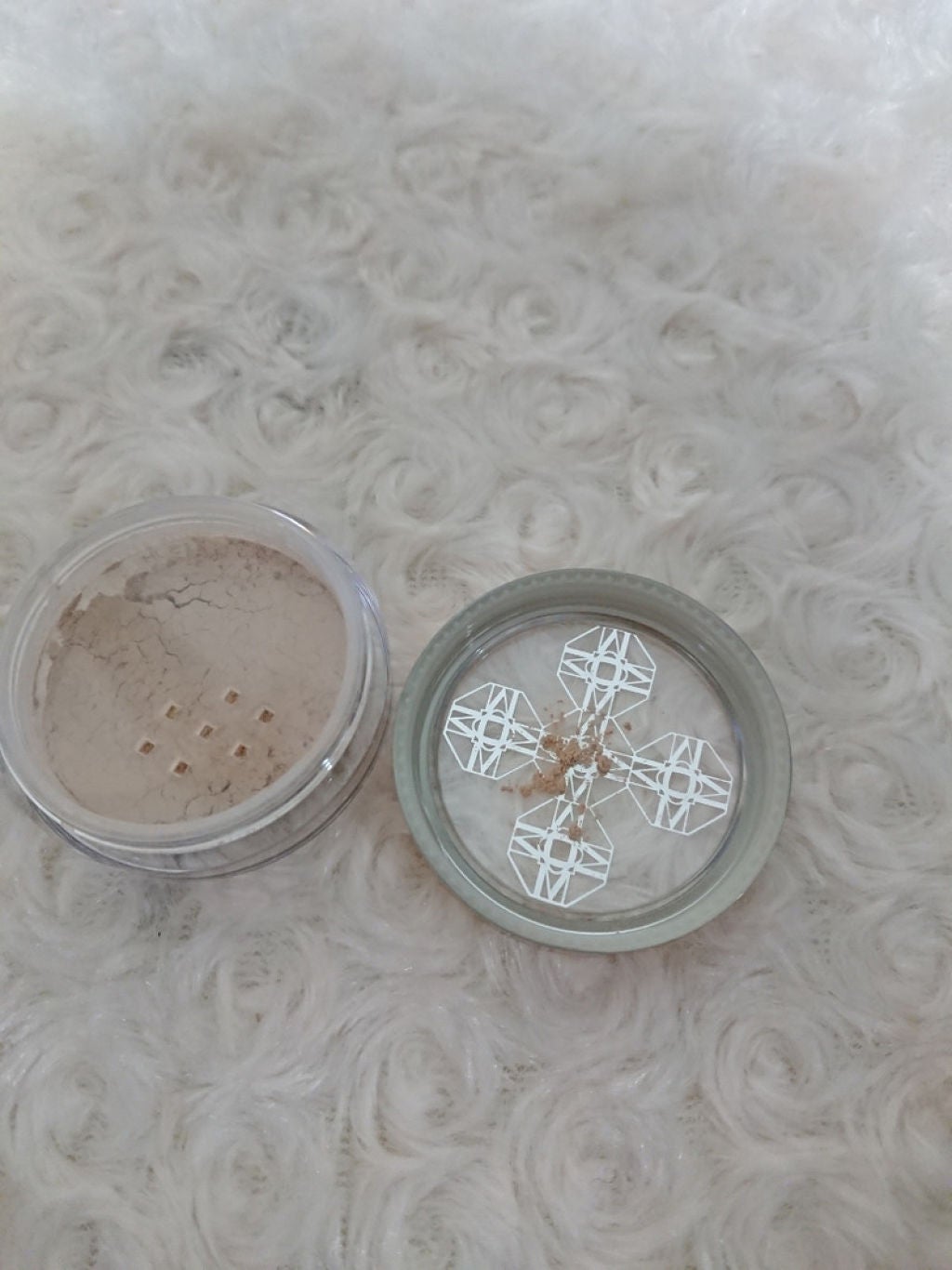 ファンデーション/ONLY MINERALS/ルースパウダーを使ったクチコミ(7枚目)