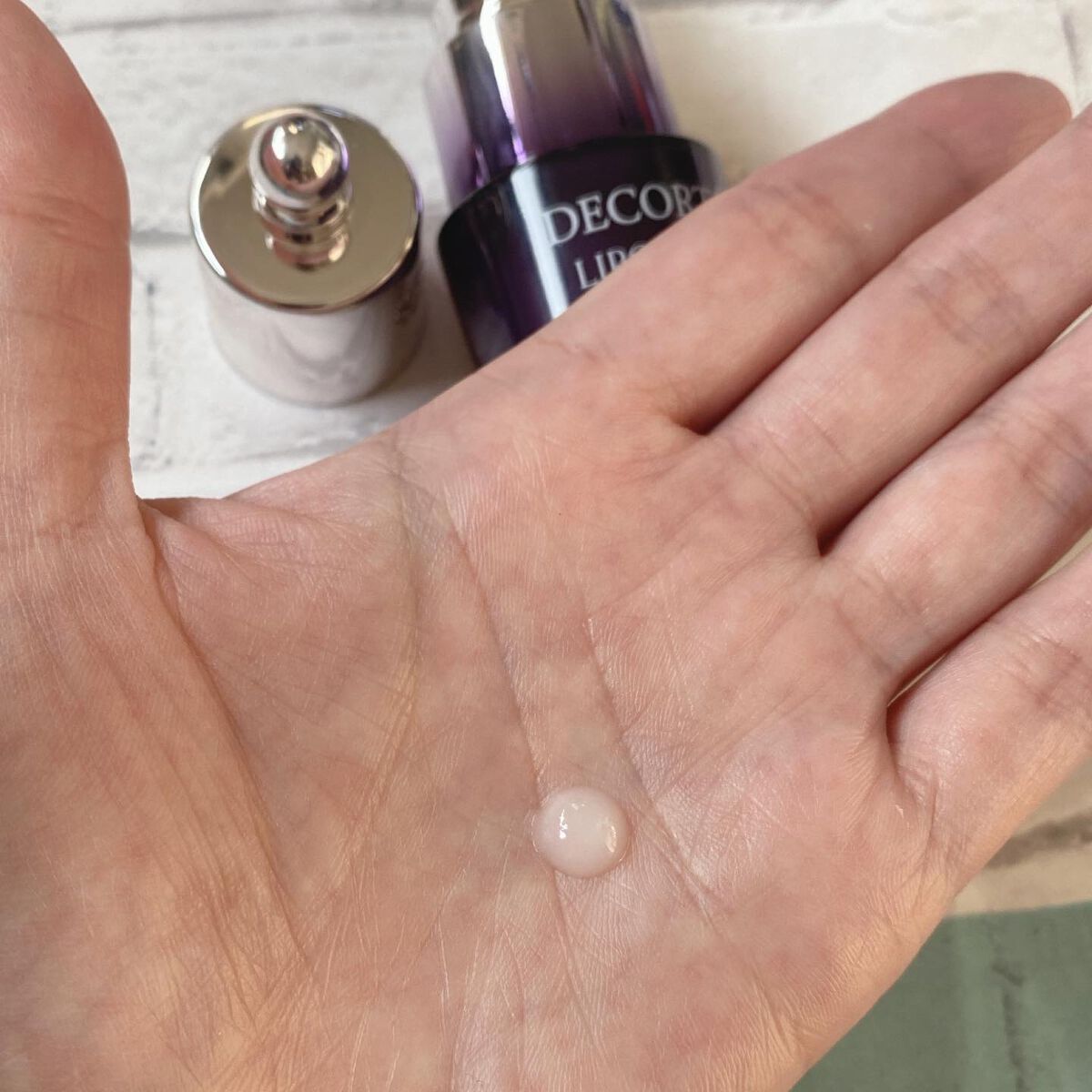 リポソーム アドバンスト リペアアイセラム/DECORTÉ/アイケア・アイクリームを使ったクチコミ(2枚目)