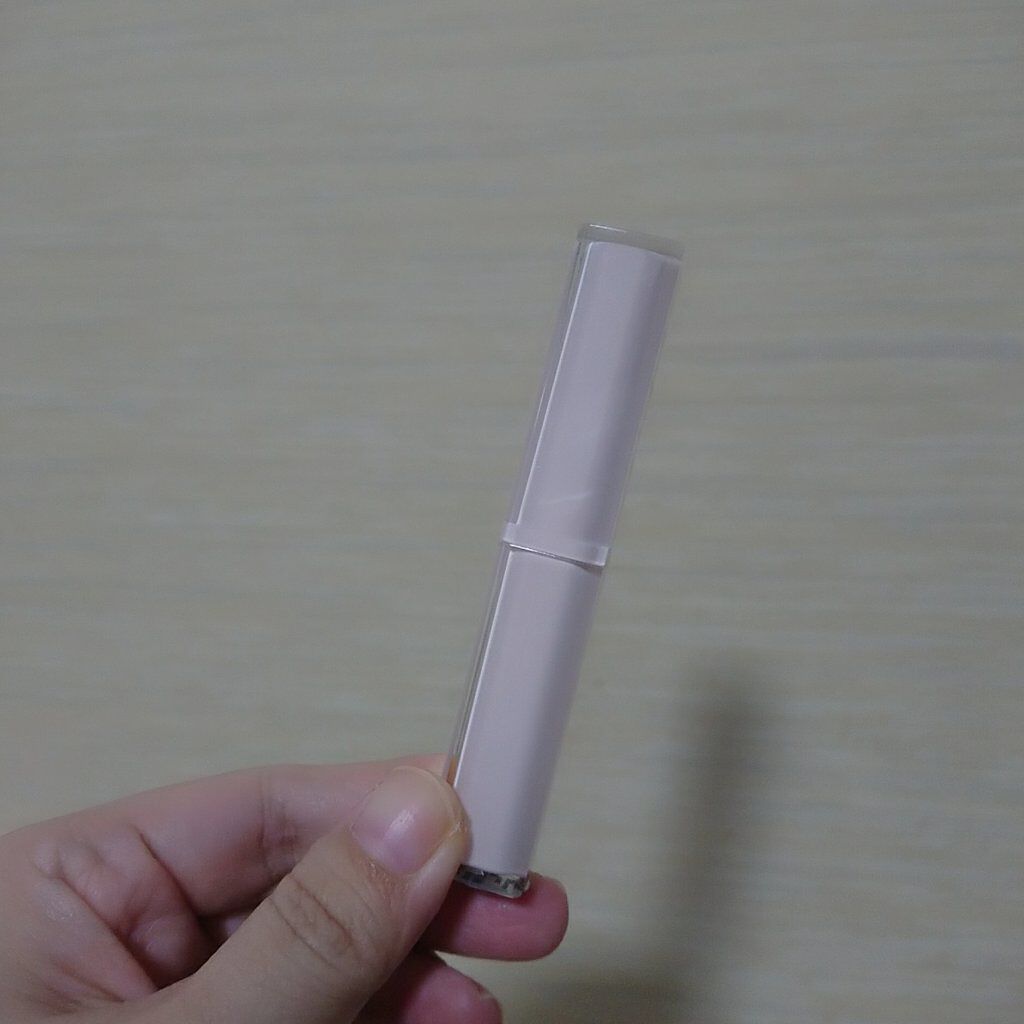 グリッタースノー　パウダーヴェールリップトーク BE102/ETUDE/口紅を使ったクチコミ（1枚目）