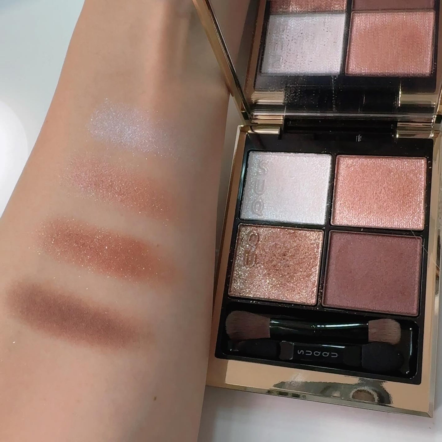 シグニチャー カラー アイズ/SUQQU/アイシャドウパレットを使ったクチコミ(2枚目)