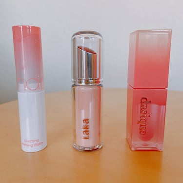  気になって購入したイエベ春向けピンクリップの比較投稿💄

①rom&nd グラスティングメルティングバーム　03 ソルベバーム
3つの中で1番塗った直後からツヤッツヤ✨コーラル強めのピンクでポップな印