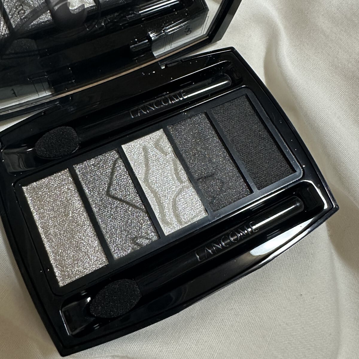 ポップ リップ プラッシュ 01 ブラックハニー/CLINIQUE/リップグロスを使ったクチコミ（2枚目）