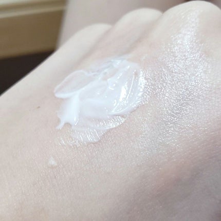 越冬クリームn M 30g/ビーハニー/ボディクリームを使ったクチコミ(2枚目)