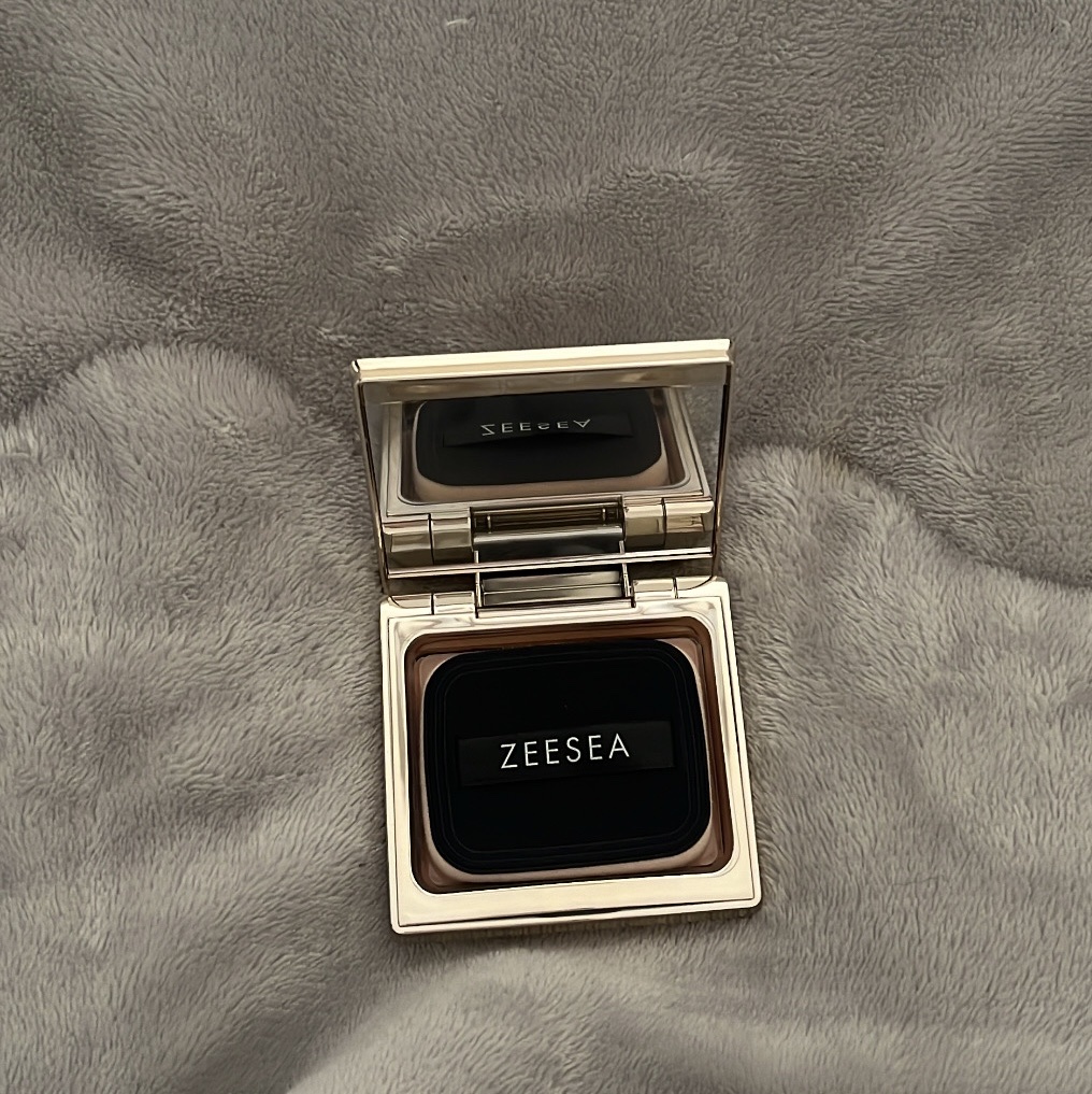 メタバースピンクシリーズ アストロダスト サワヤカシルキーパウダーファンデーション/ZEESEA/パウダーファンデーションを使ったクチコミ（2枚目）