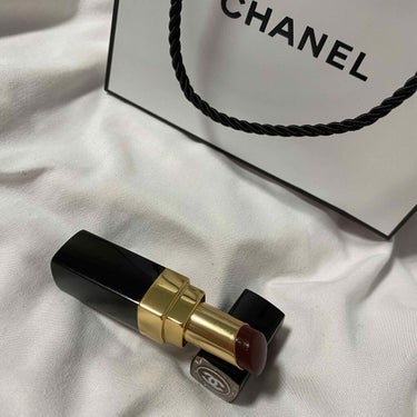 ルージュ ココ フラッシュ 102 ヌワール モデルヌ/CHANEL/口紅を使ったクチコミ（1枚目）