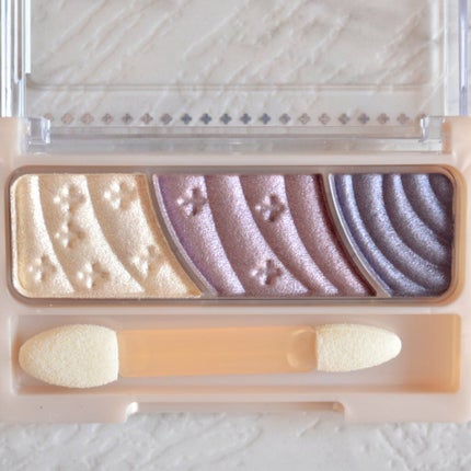 トーンアップアイシャドウ/CEZANNE/アイシャドウパレットを使ったクチコミ(2枚目)