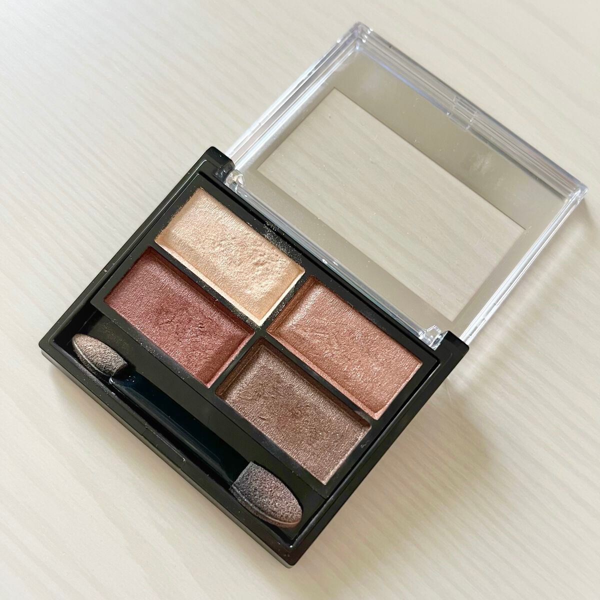 ロイヤルヴィンテージ アイズ/リンメル ロンドン/アイシャドウパレットを使ったクチコミ(3枚目)