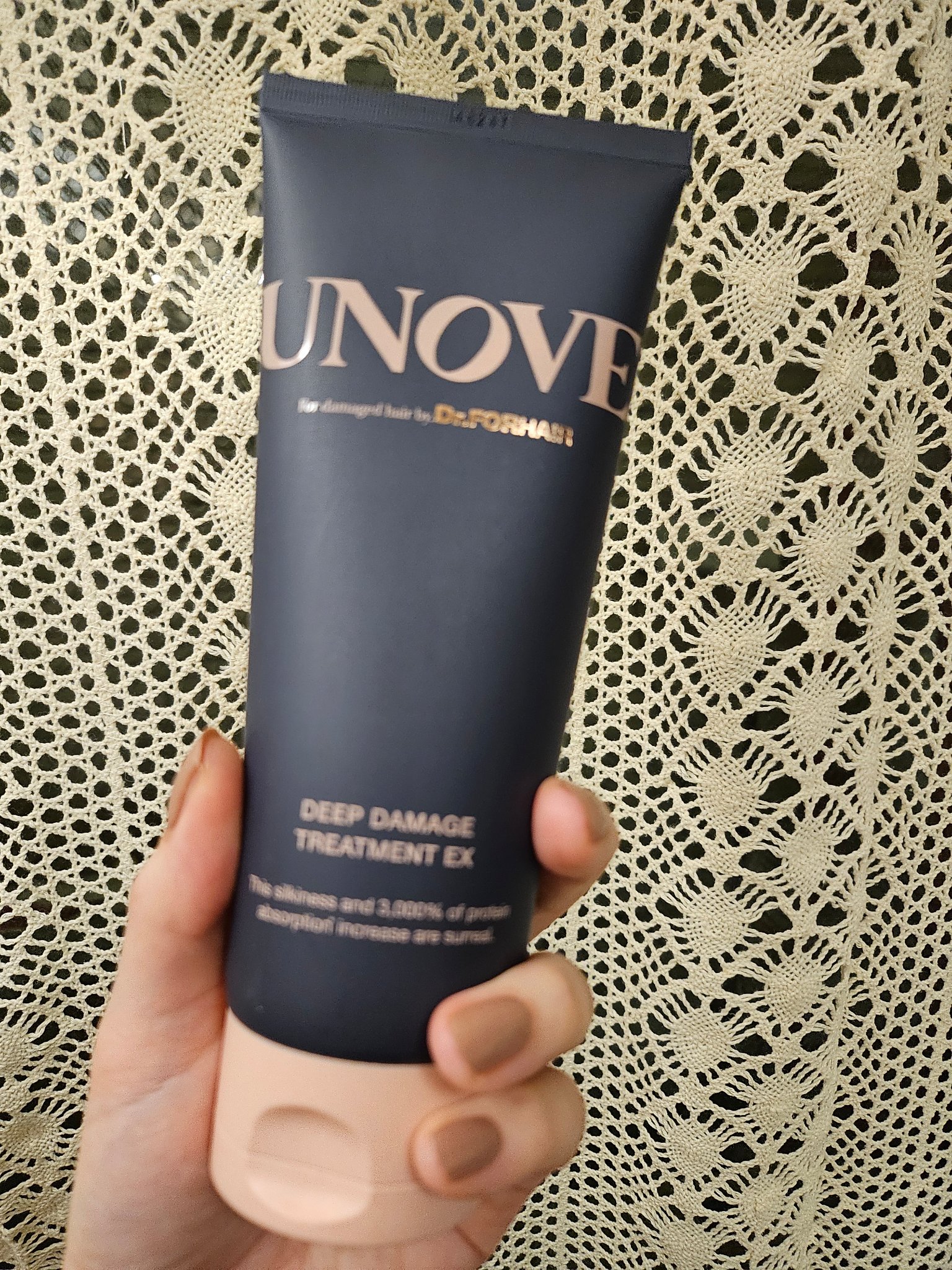 🌵unove ディープダメージトリートメントEX 207ml

 使用感：使用中からその効果が感じられます。🥰🥰
 洗髪時、トリートメントを髪になじませるとすぐに、
 髪のもつれが解消され、指通りが格段に良くなります。
 洗い流した後