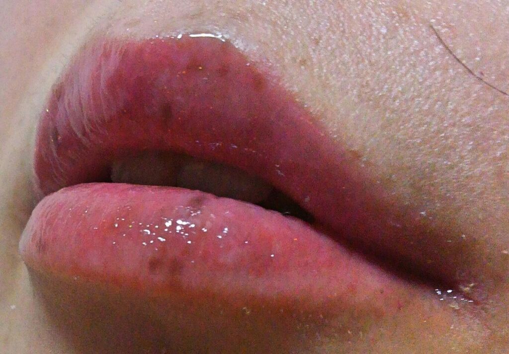 グロス・アンテルディ/GIVENCHY/リップグロスを使ったクチコミ（3枚目）