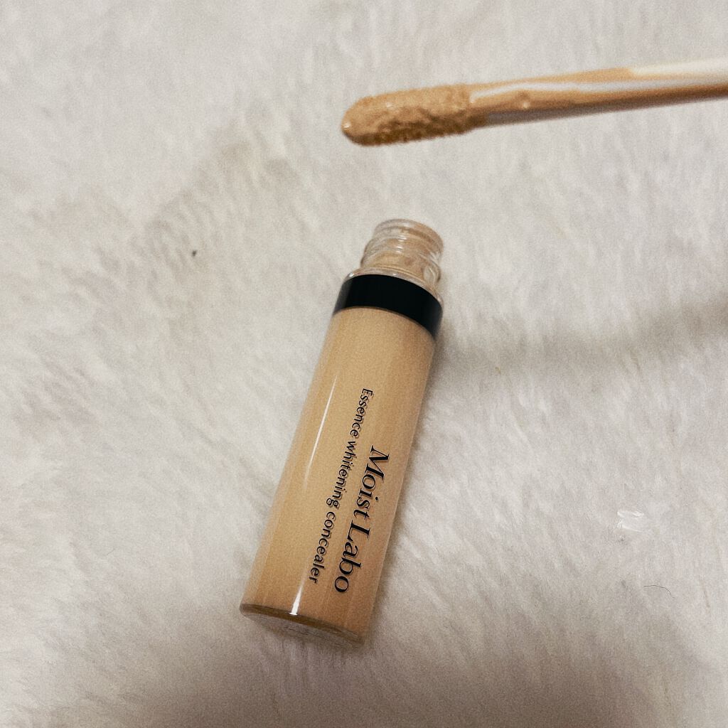 モイストラボ エッセンス薬用美白コンシーラー/Moist Labo/リキッドコンシーラーを使ったクチコミ(3枚目)