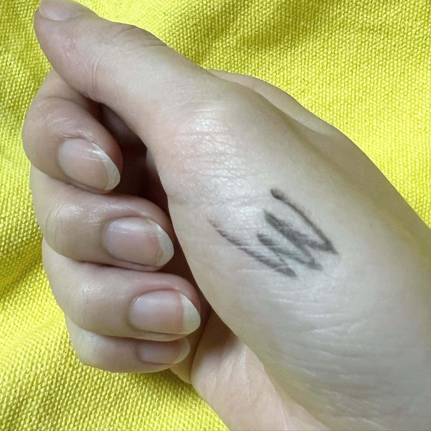 「密着アイライナー」極細クリームペンシル/デジャヴュ/ペンシルアイライナーを使ったクチコミ（2枚目）