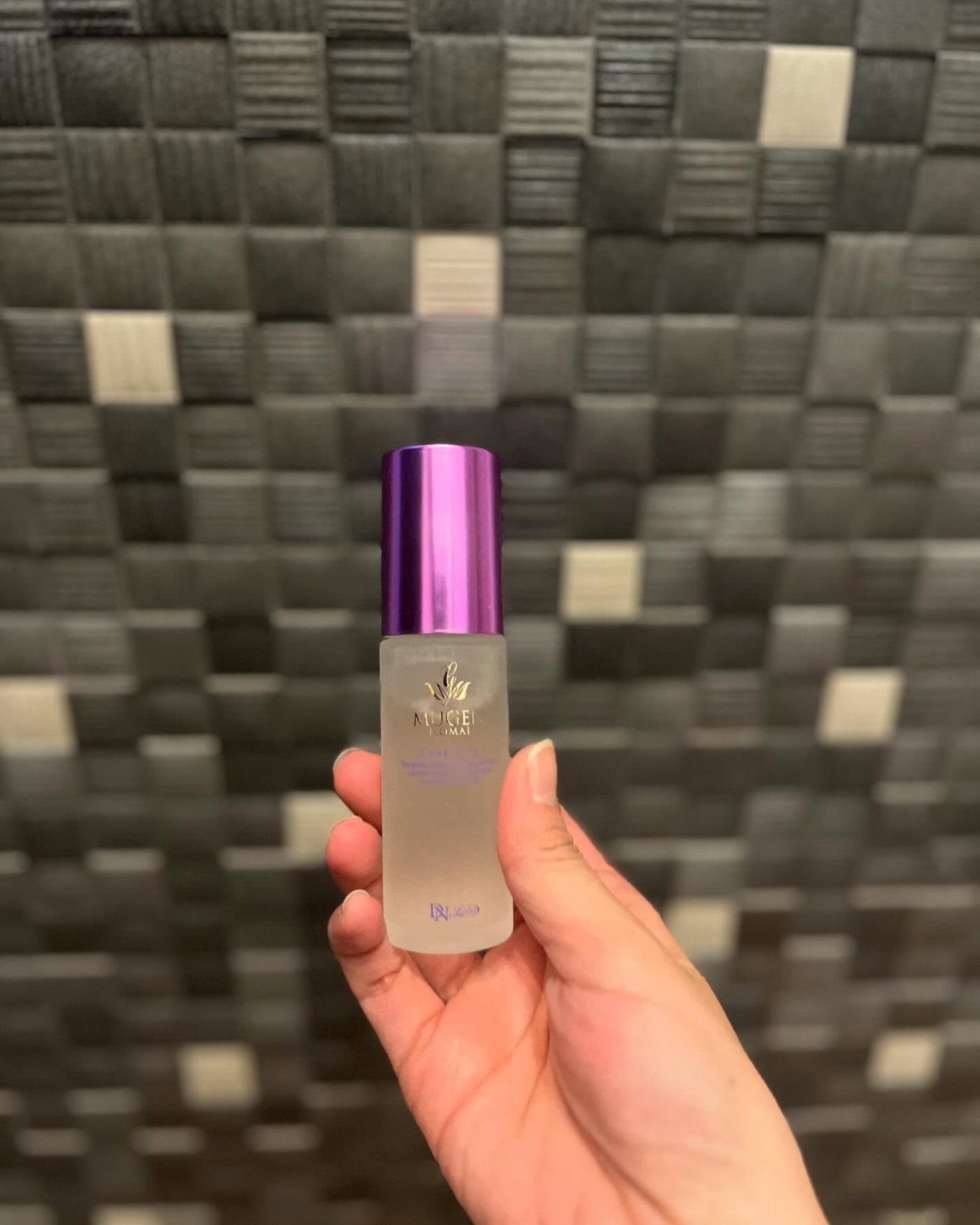 エッセンス(濃縮美容液)/夢幻の舞/美容液を使ったクチコミ(1枚目)