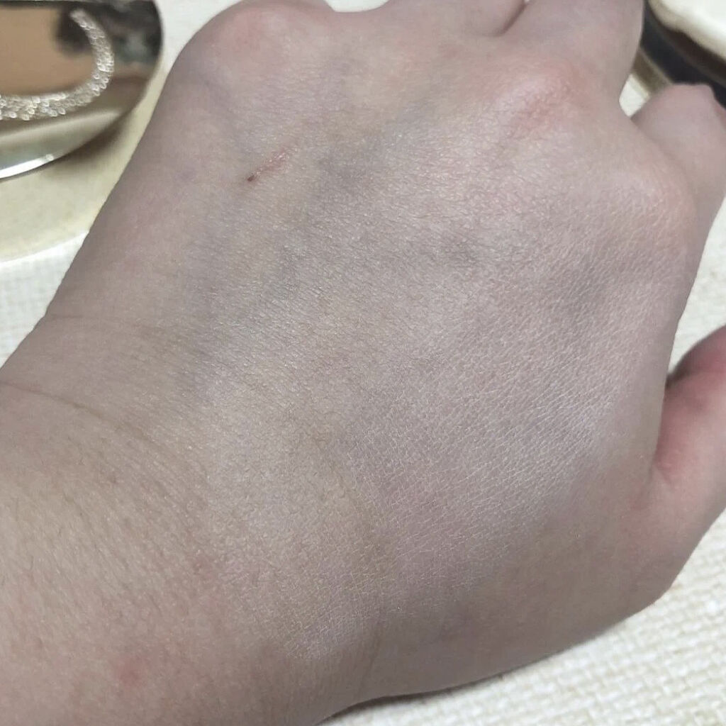 エレガンス ラ プードル オートニュアンス リクスィーズ/Elégance/プレストパウダーを使ったクチコミ（3枚目）