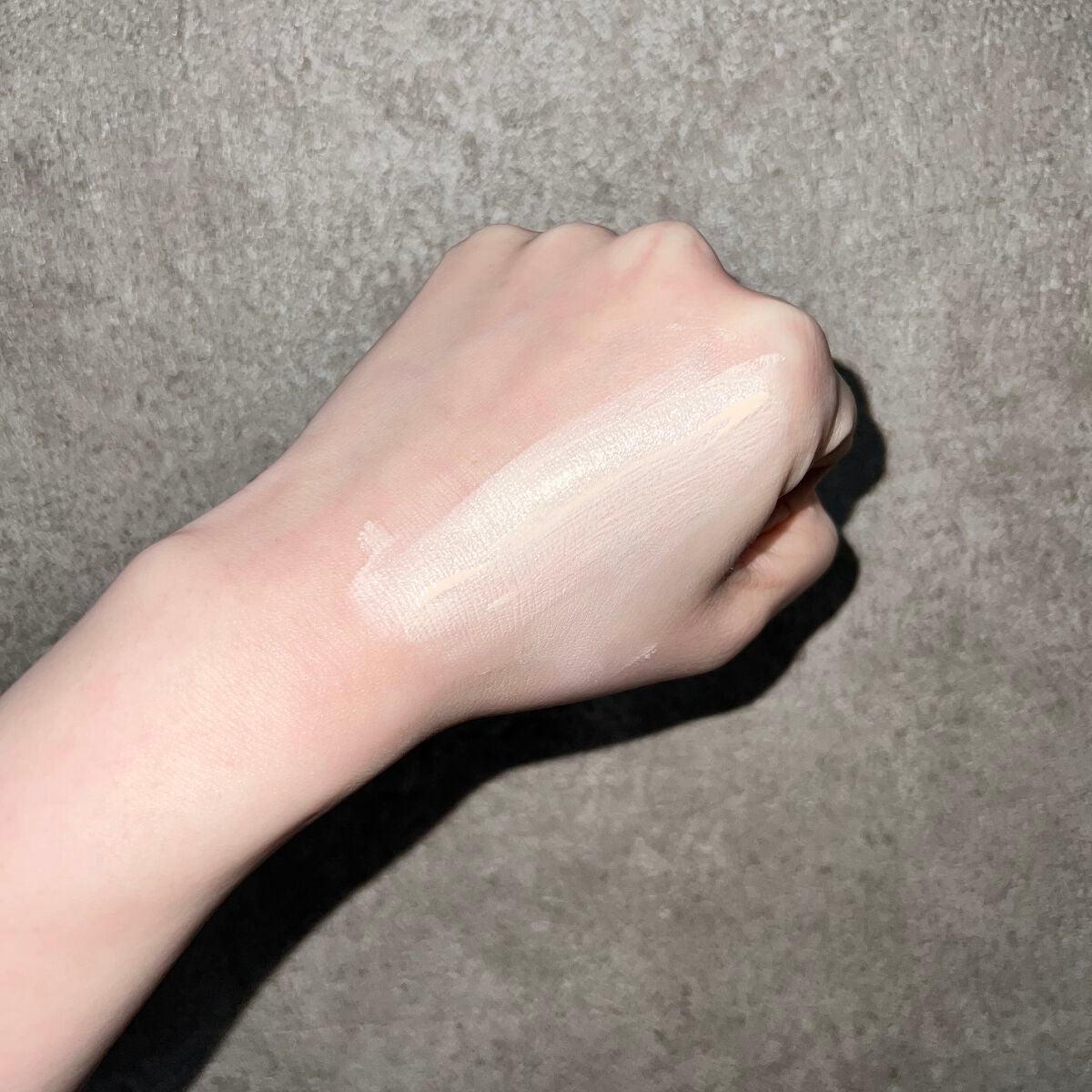 ディオールスキン フォーエヴァー フルイド マット/Dior/リキッドファンデーションを使ったクチコミ(2枚目)