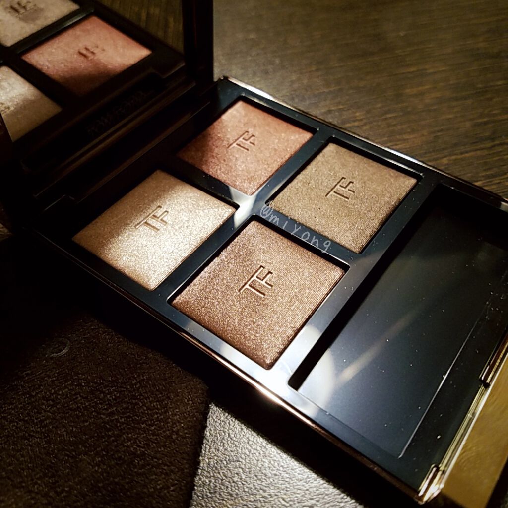 アイ カラー クォード/TOM FORD BEAUTY/アイシャドウパレットを使ったクチコミ(2枚目)