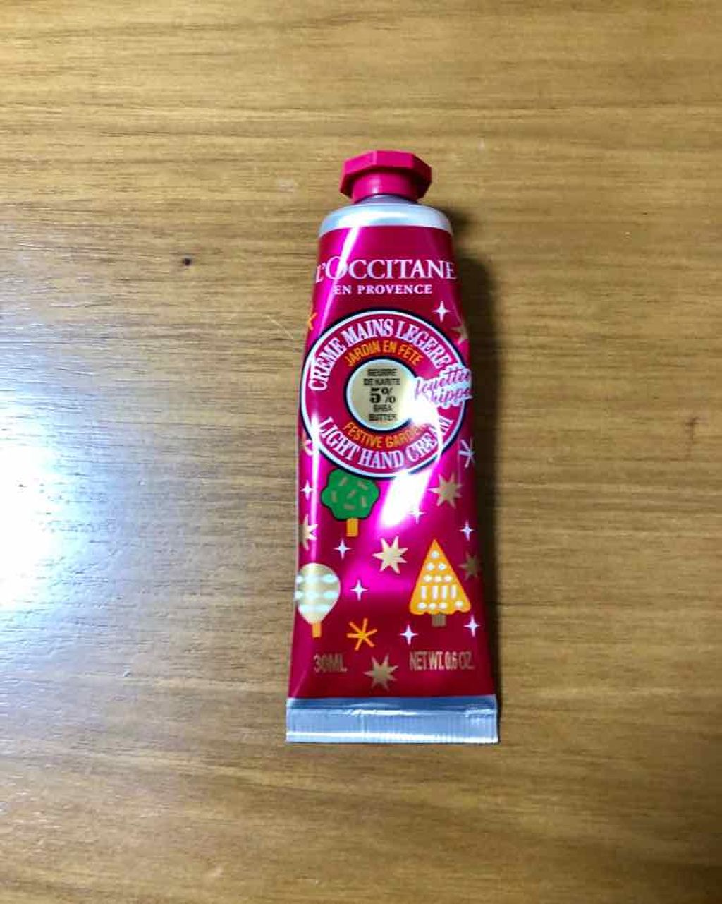 フェスティブガーデン スノーシア ハンドクリーム/L'OCCITANE/ハンドクリームを使ったクチコミ（1枚目）