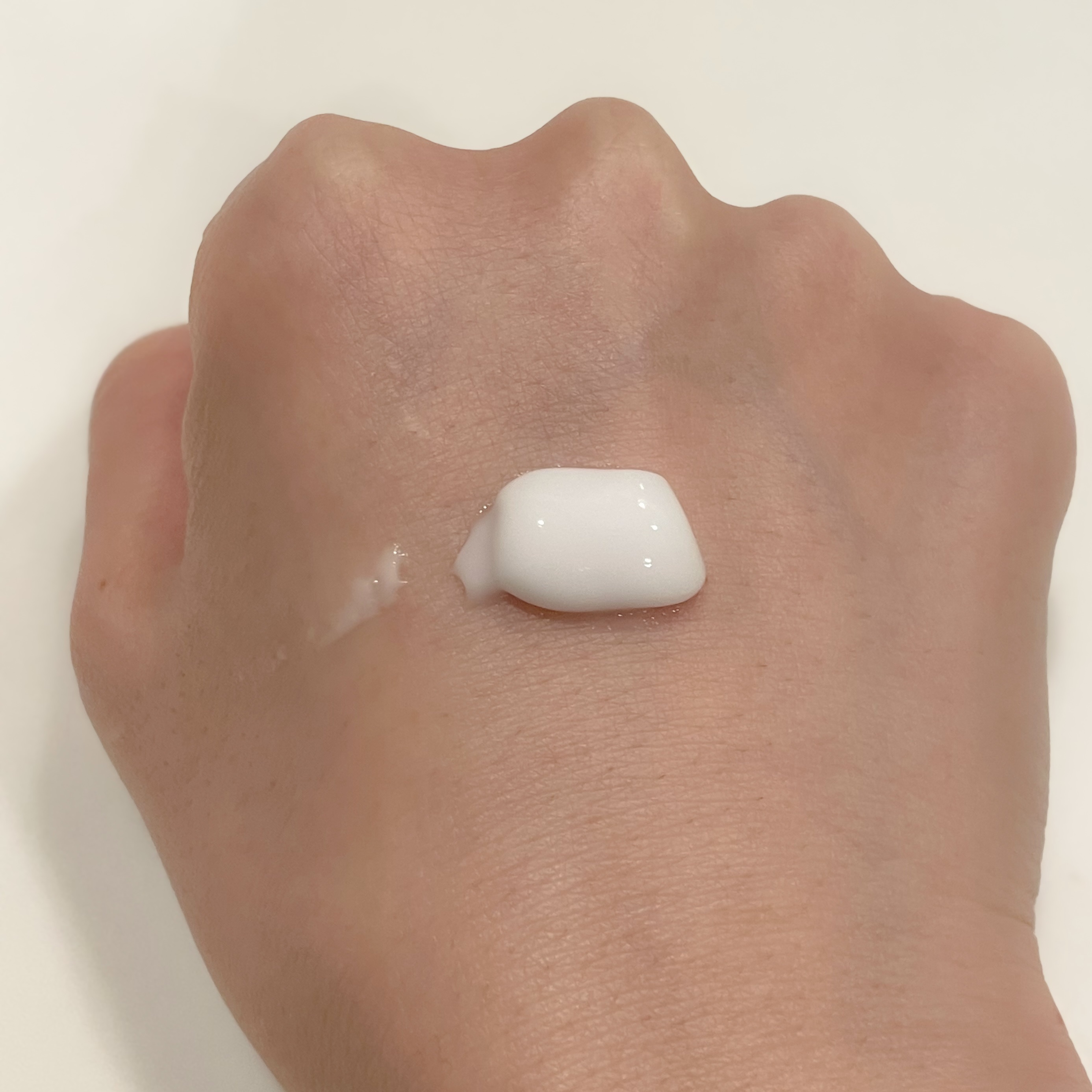 ノルウェー フォーミュラ インテンスリペア ボディ エマルジョン/Neutrogena/ボディローションを使ったクチコミ（2枚目）