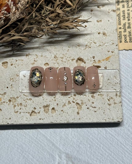 YUKA on LIPS 「【☾ゴージャスart】所沢市ネイルサロン|Carlo.定額デザ..」(6枚目)