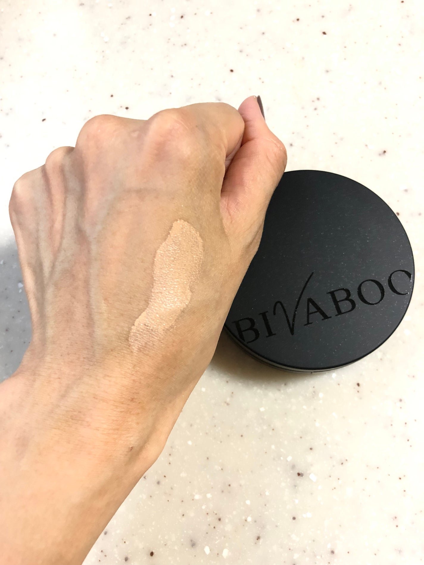 ベルベットジュエルクッション/BIVABOO/クッションファンデーションを使ったクチコミ(4枚目)