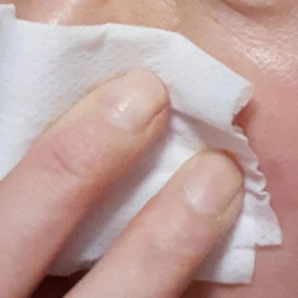 ビオレ メイク持続シート さらマット肌/ビオレ/フェイスシートを使ったクチコミ(2枚目)