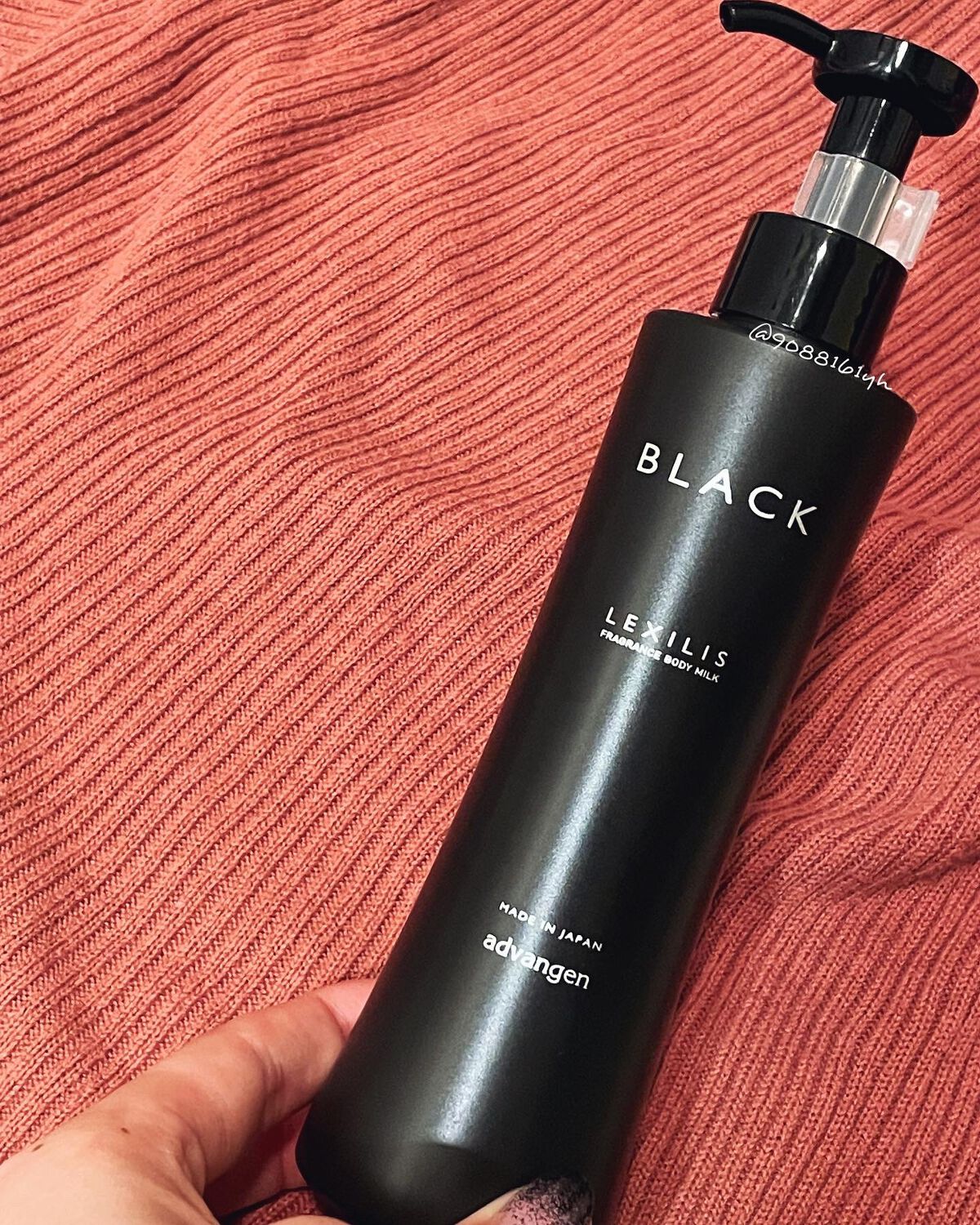 ブラック フレグランス ボディミルク/LEXILIS/ボディミルクを使ったクチコミ（1枚目）